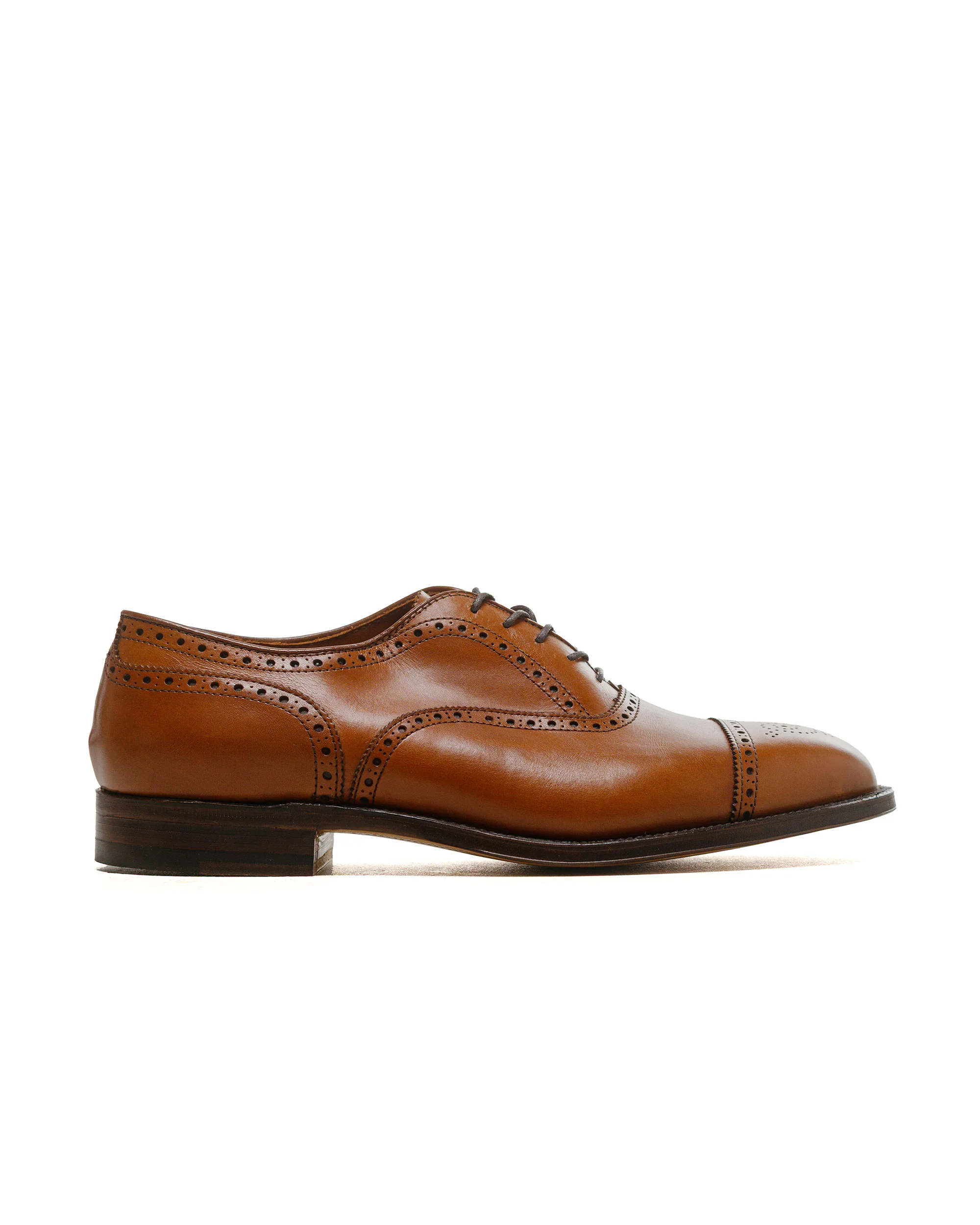 Alden Medallion Perf Tip Bal Oxford Burnished Tan Calfskin 911