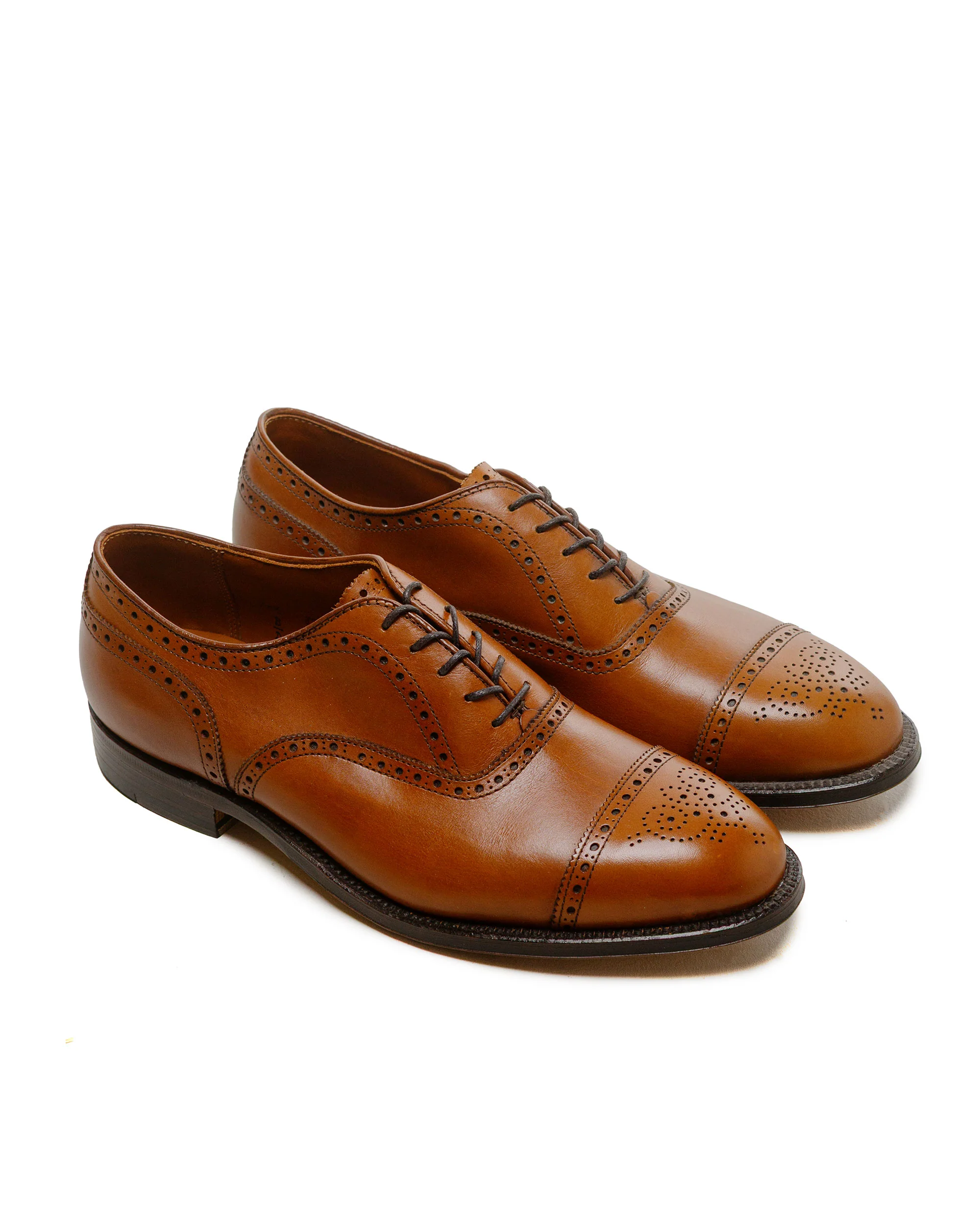 Alden Medallion Perf Tip Bal Oxford Burnished Tan Calfskin 911 - Image 2