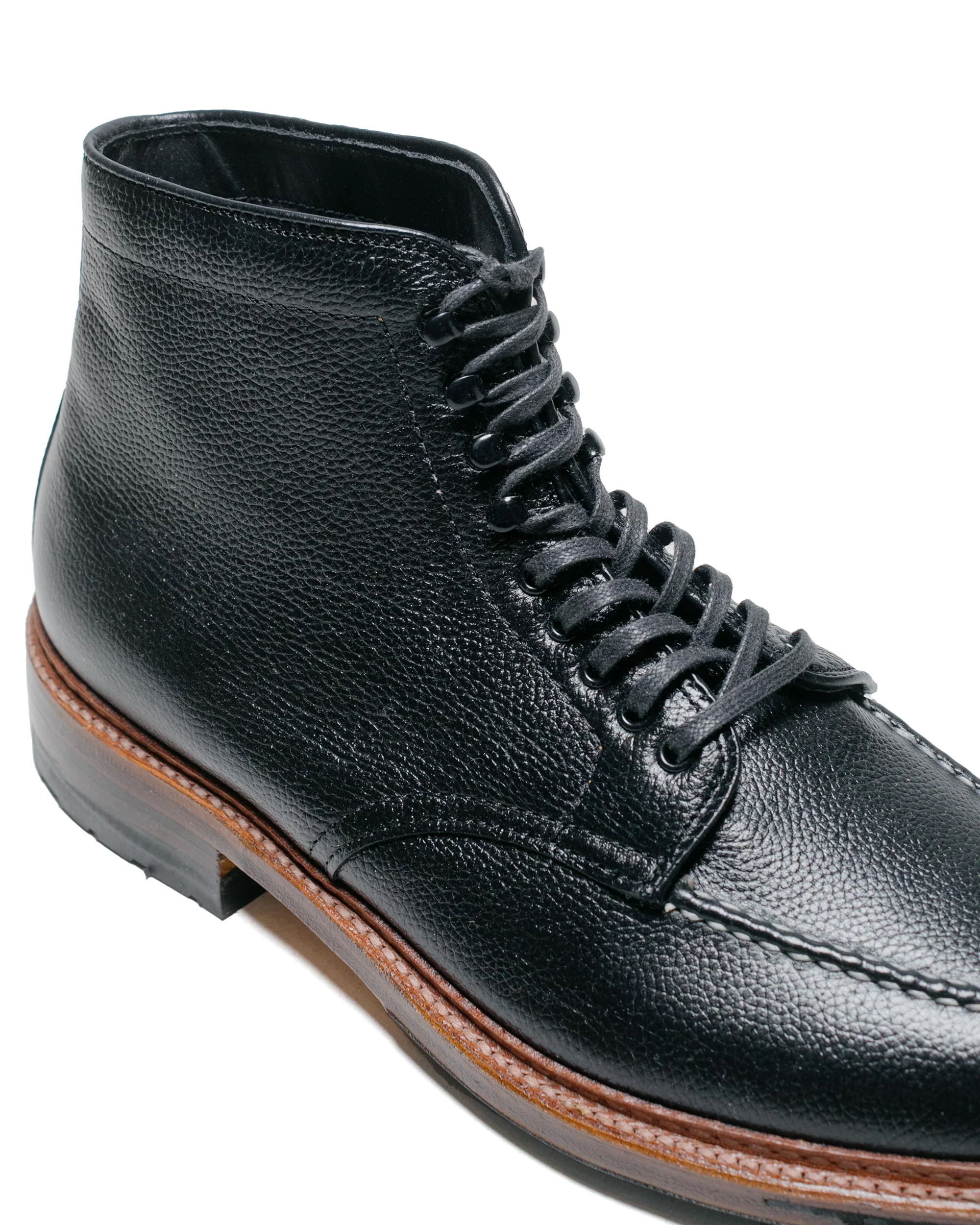 Alden Tanker Boot Black Regina Grain With Commando Sole G7901HC - Image 3