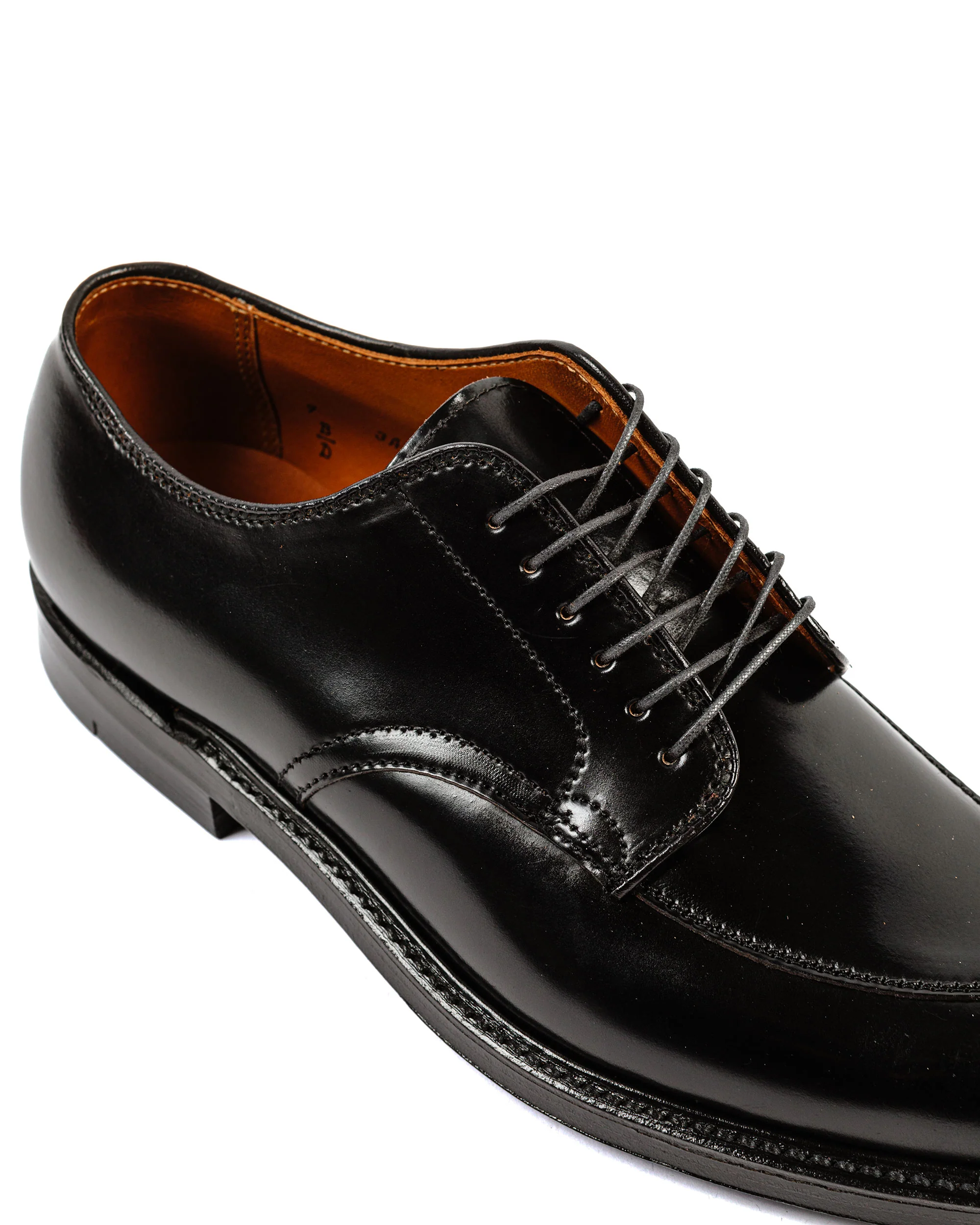 Alden V Tip Blucher Black Shell Cordovan G2601 - Image 4