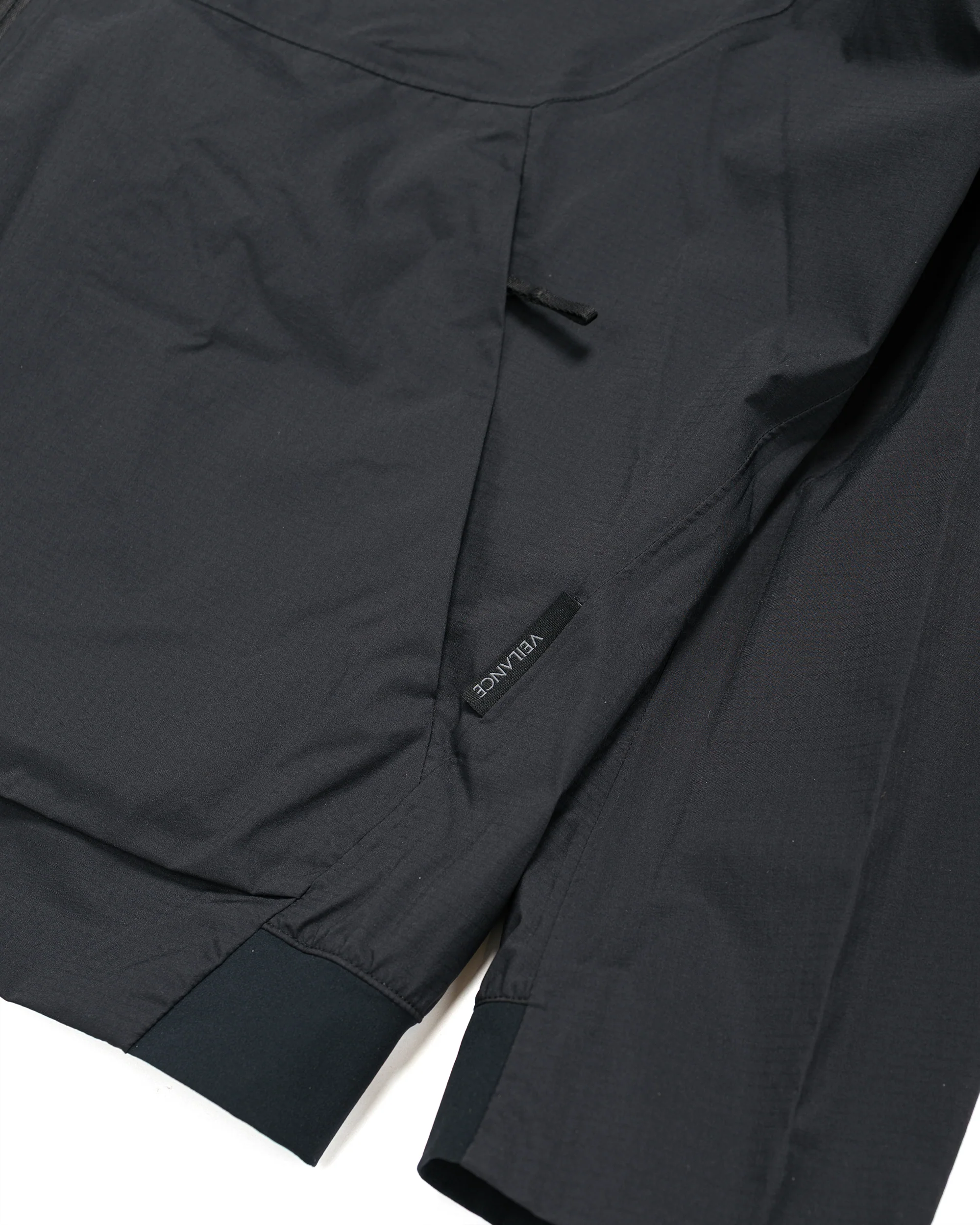 Arc'teryx Veilance Demlo Hoody Black - Image 6