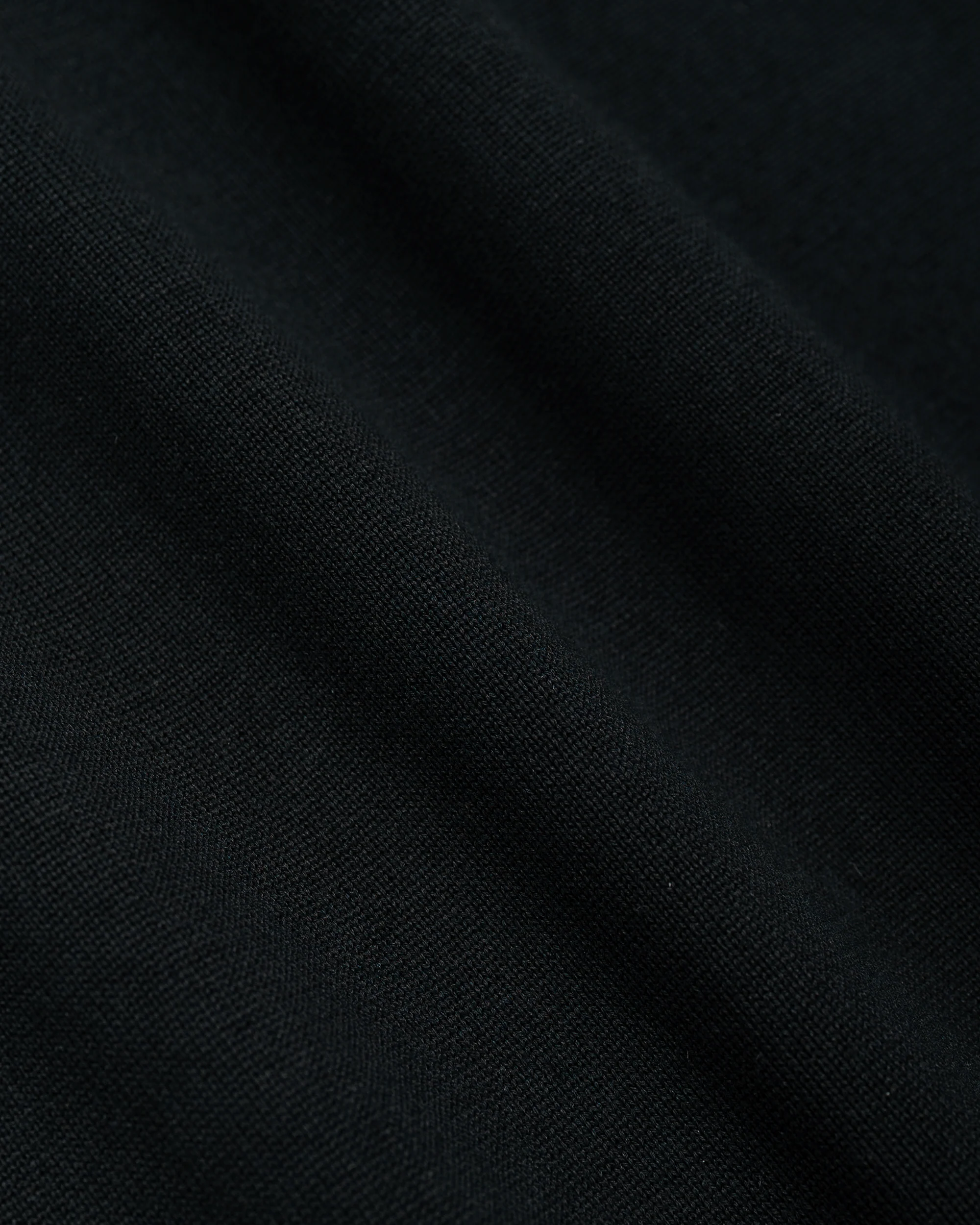 Batoner Caribbean Sea Island Cotton Crew Neck Black - Image 6