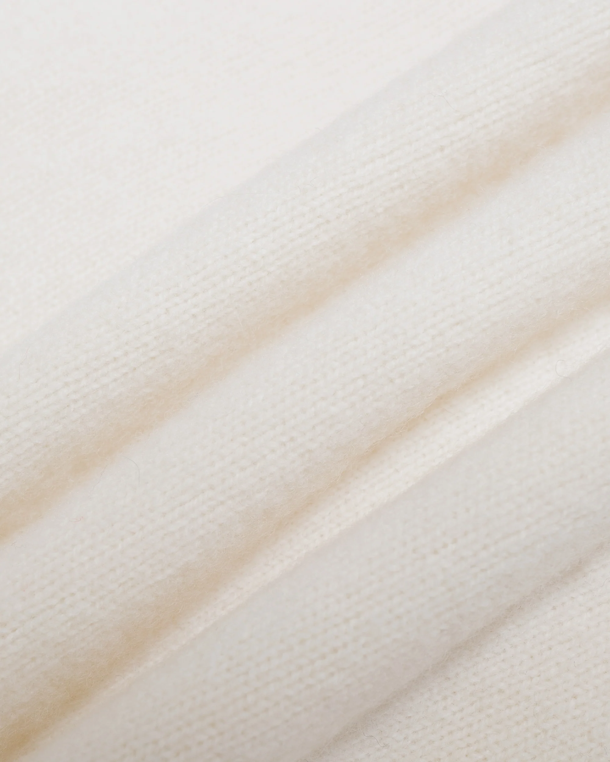 Beams Plus Crew 9G Off White - Image 5
