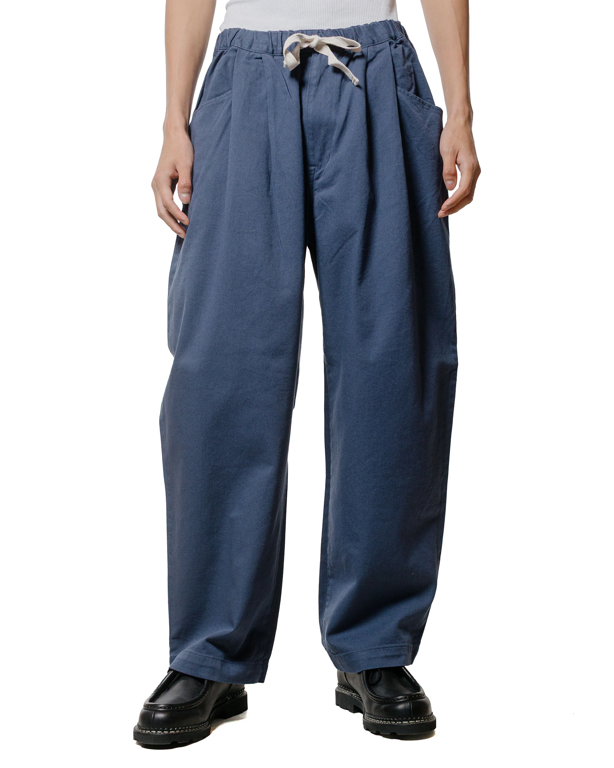 Danton 10/- Loose Chino Tuck Pants Blue - Image 2