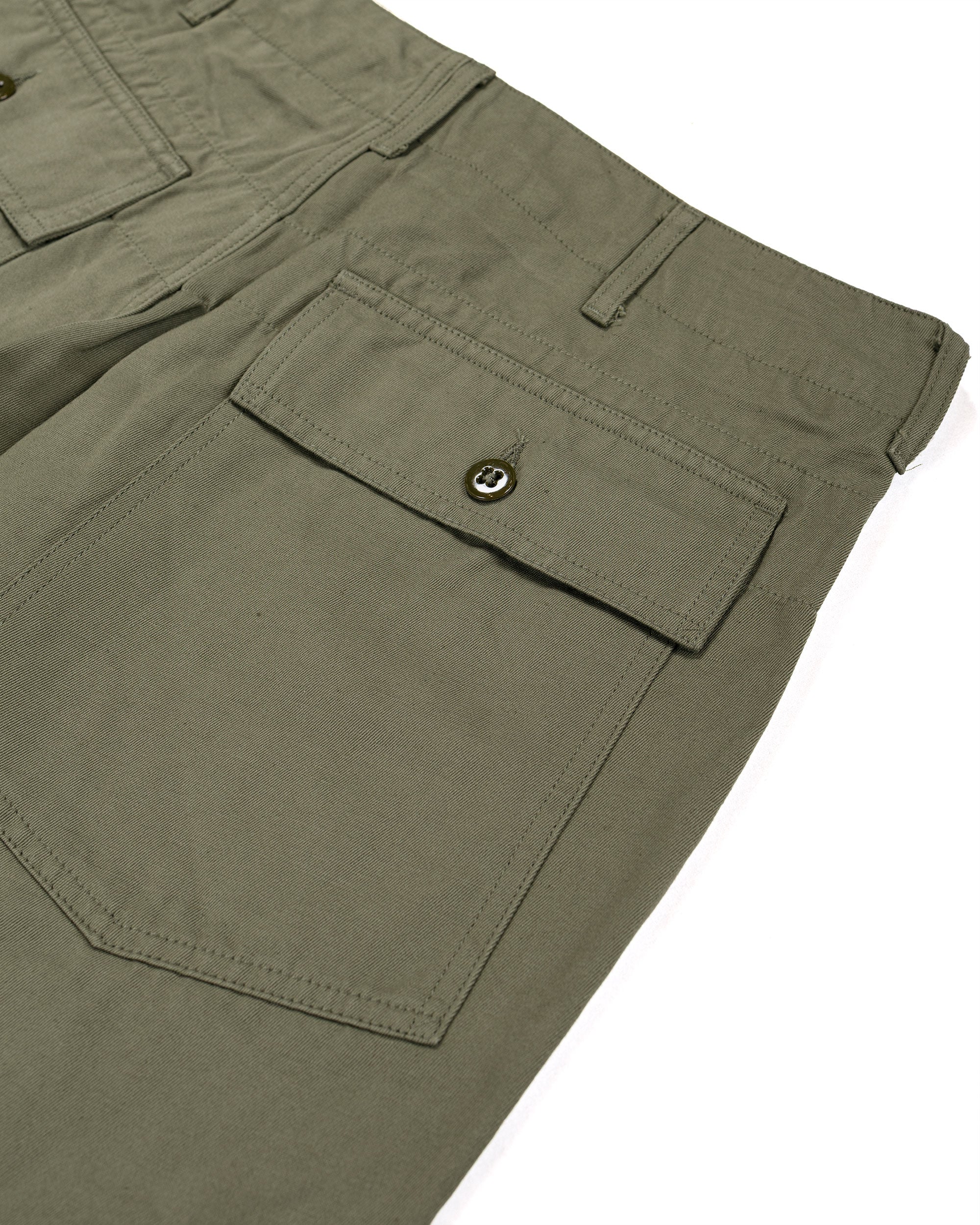 Engineered Garments Fatigue Short Olive CL Heavy Twill - Image 6