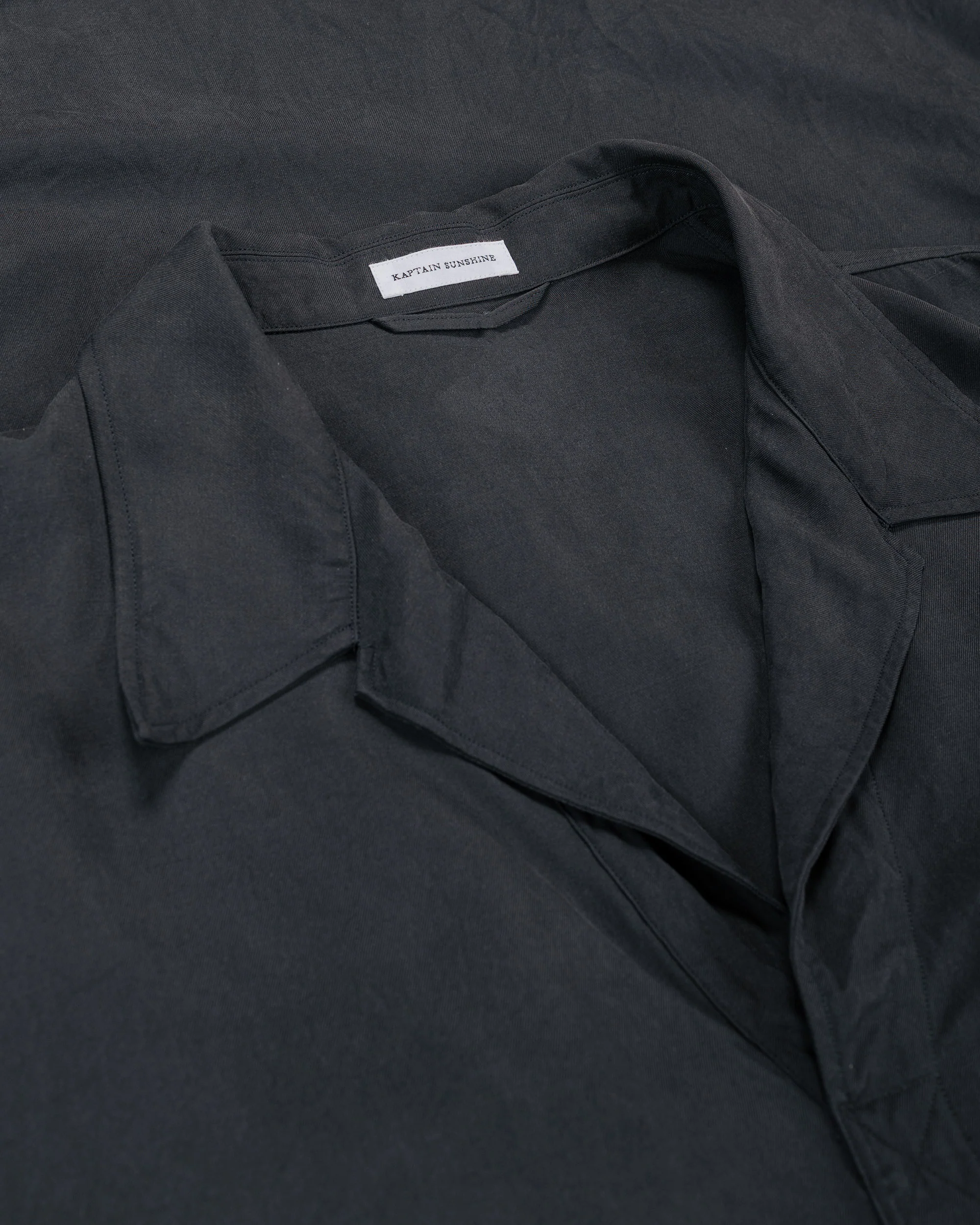 KAPTAIN SUNSHINE Silk Pullover SS Shirt Ink Black - Image 5