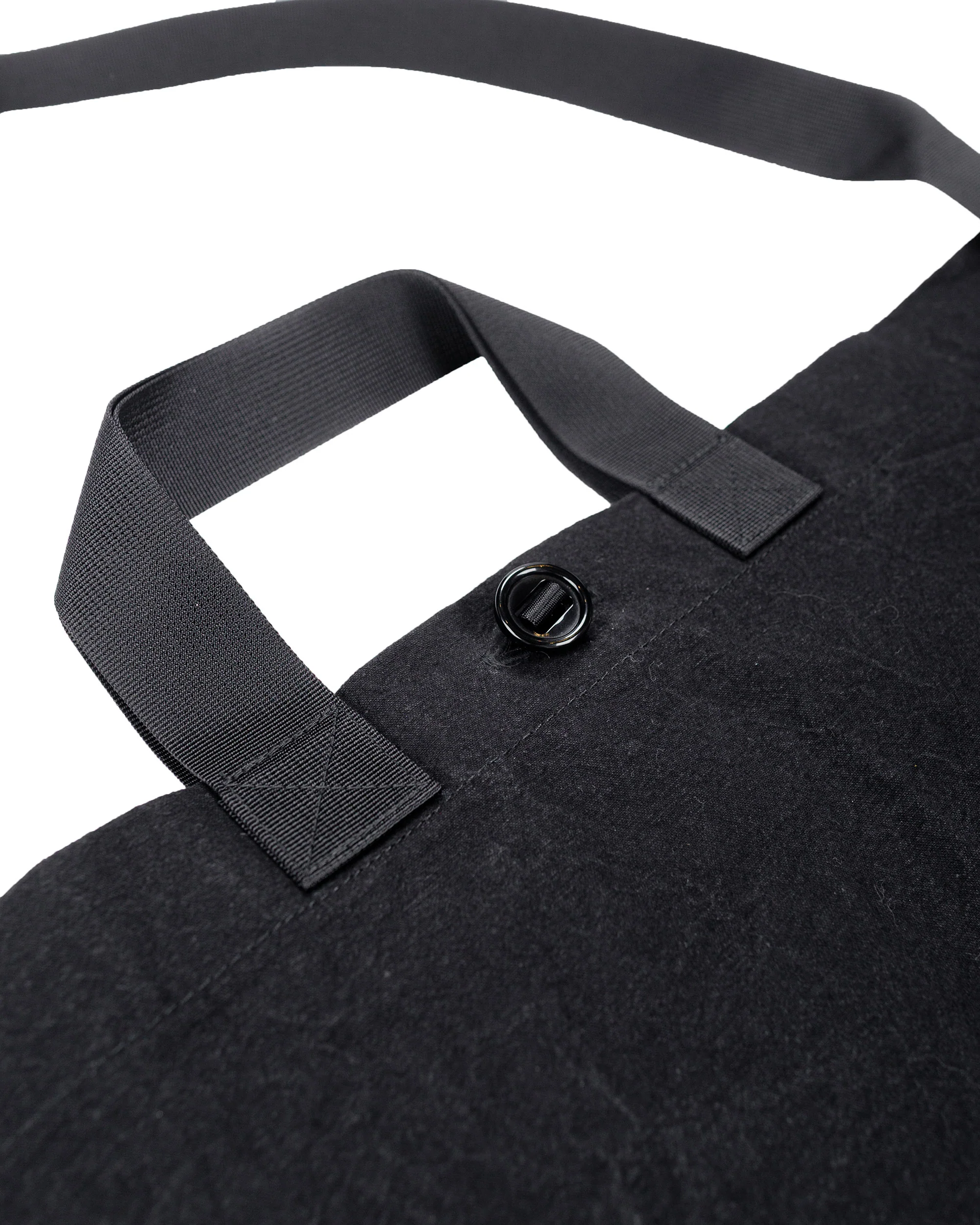 MAN-TLE R0B1 'Multi Handle Tote' Black Wax - Image 4