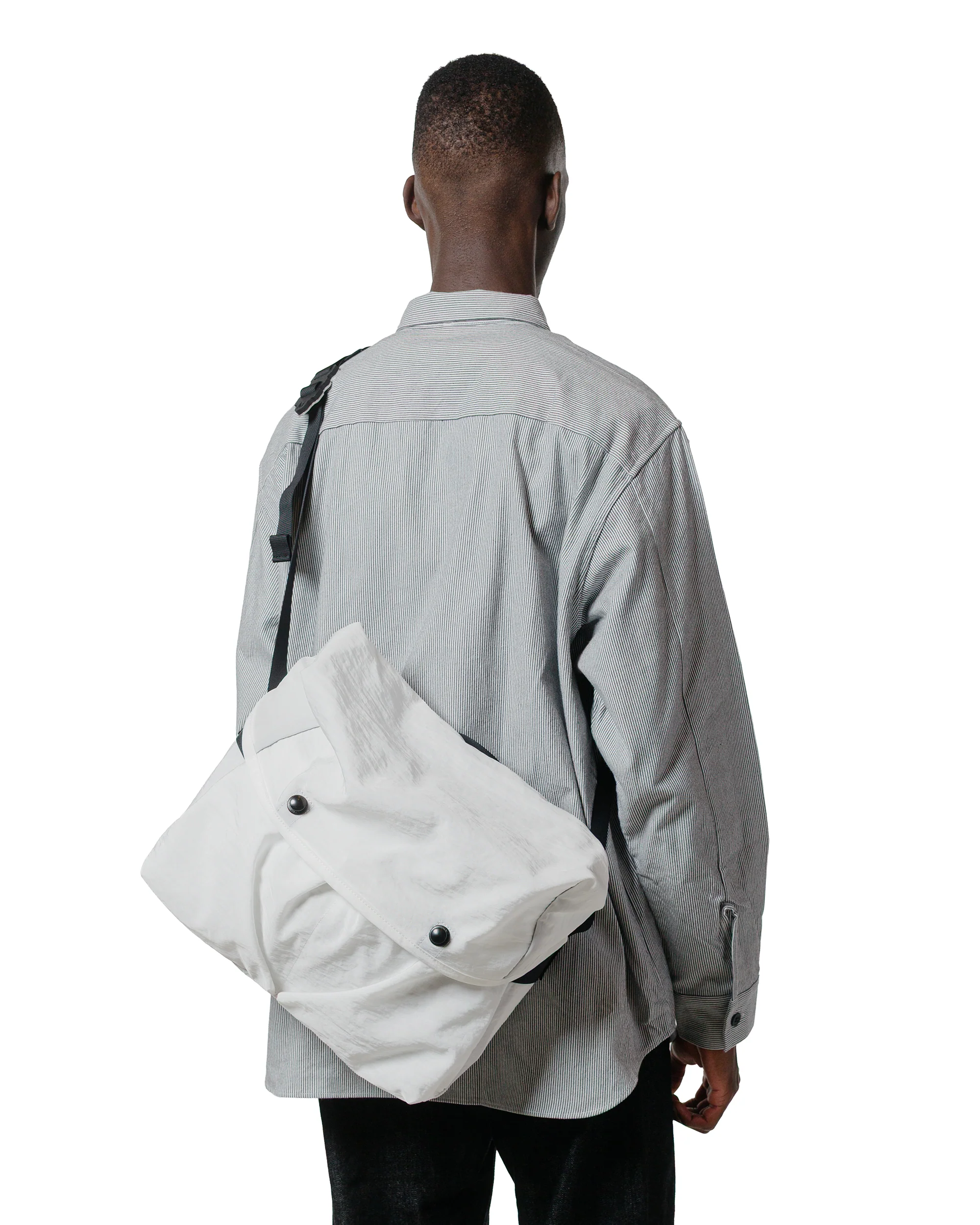 MAN-TLE R19 Gear-4 Mini Messenger White Nylon - Image 3
