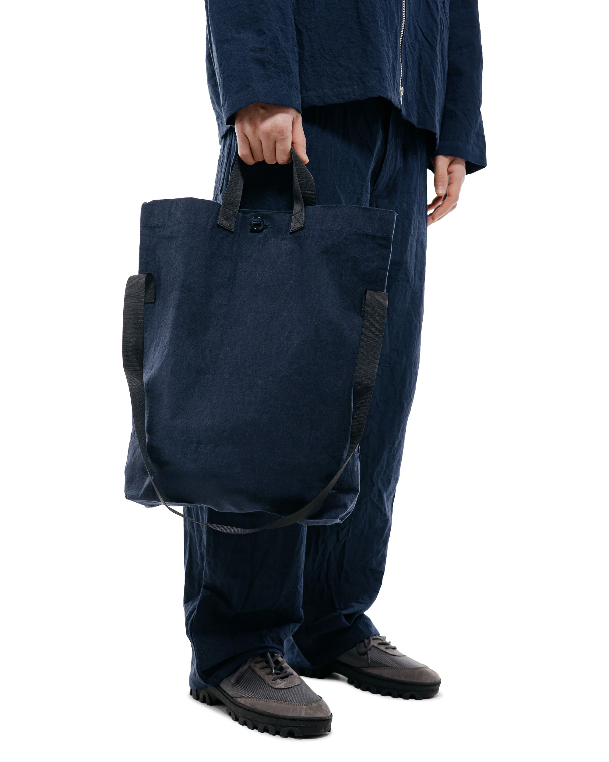 MAN-TLE R20B1 'Multi Handle Tote' Pacific Wax - Image 2