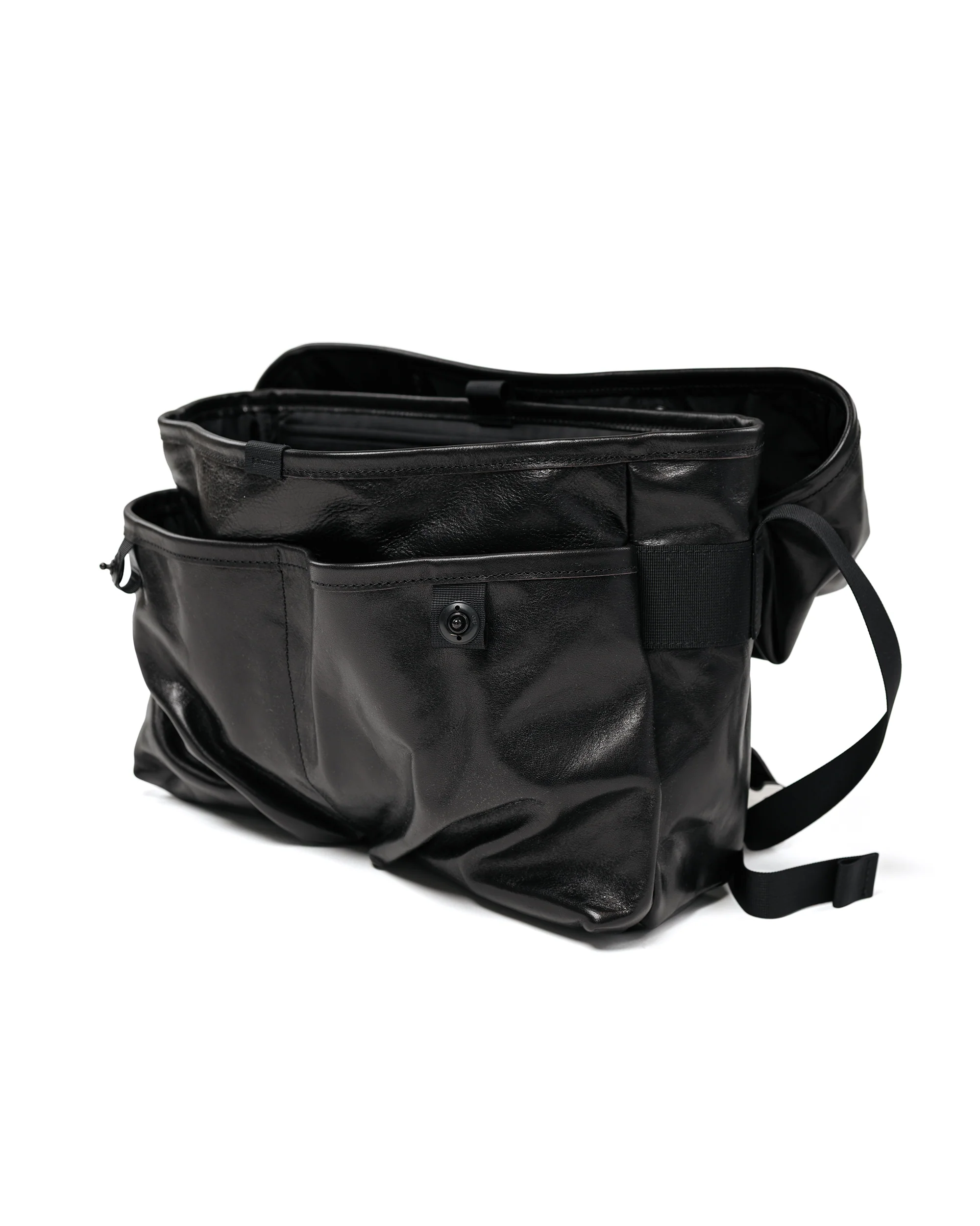 MAN-TLE R20G4 'Mini Messenger' Black Hide
