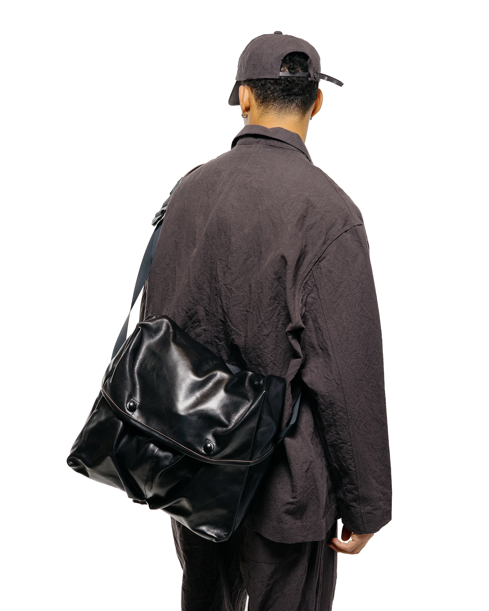 MAN-TLE R20G4 'Mini Messenger' Black Hide - Image 2
