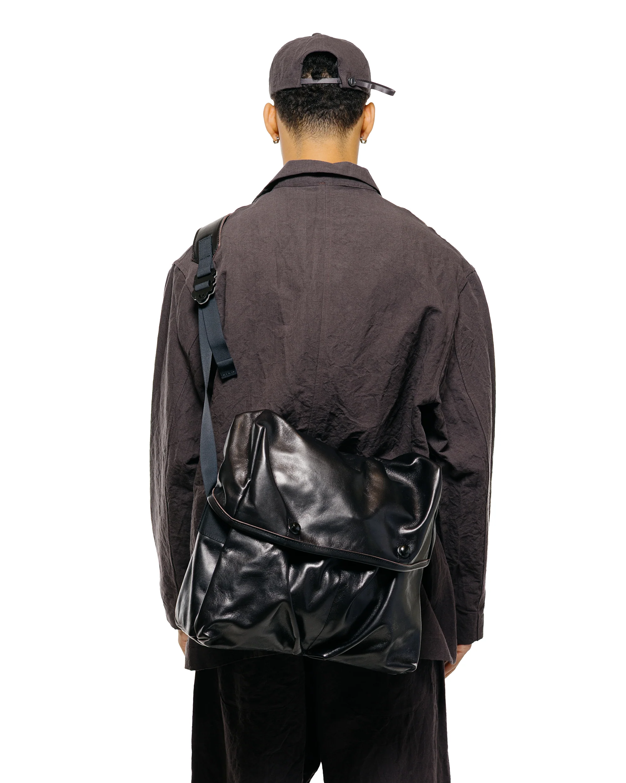 MAN-TLE R20G4 'Mini Messenger' Black Hide - Image 5