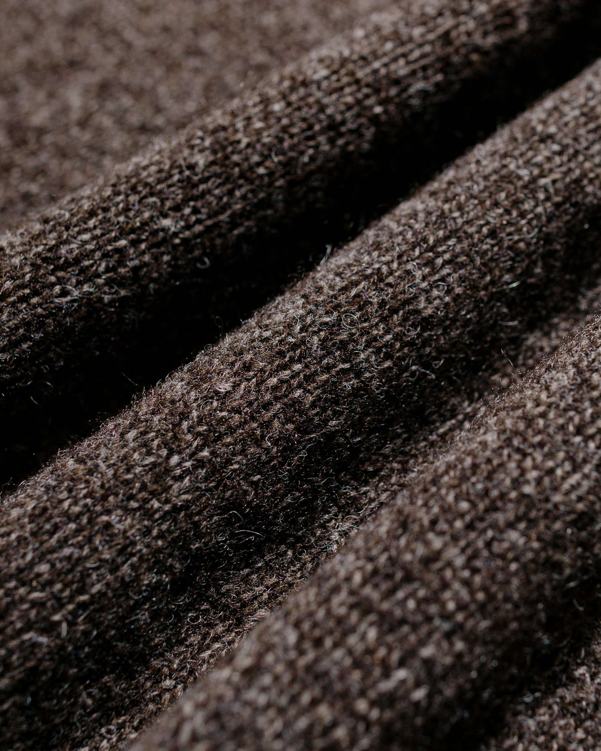 Margaret Howell Seamless Crew Neck Yak Wool Cashmere Blend Coffee Twist - Image 5