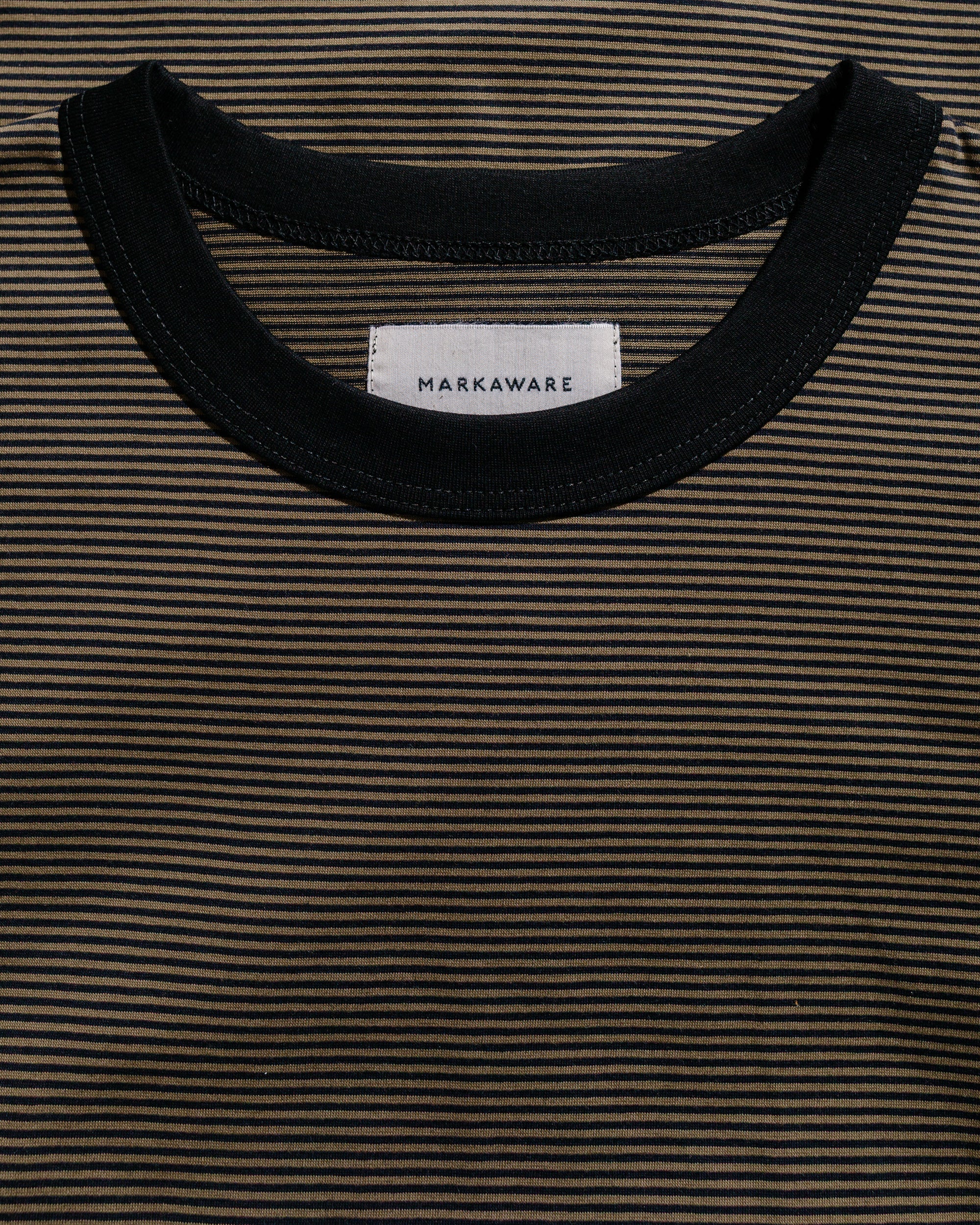 MARKAWARE Comfort Fit Tee Organic Supima Border Olive - Image 5