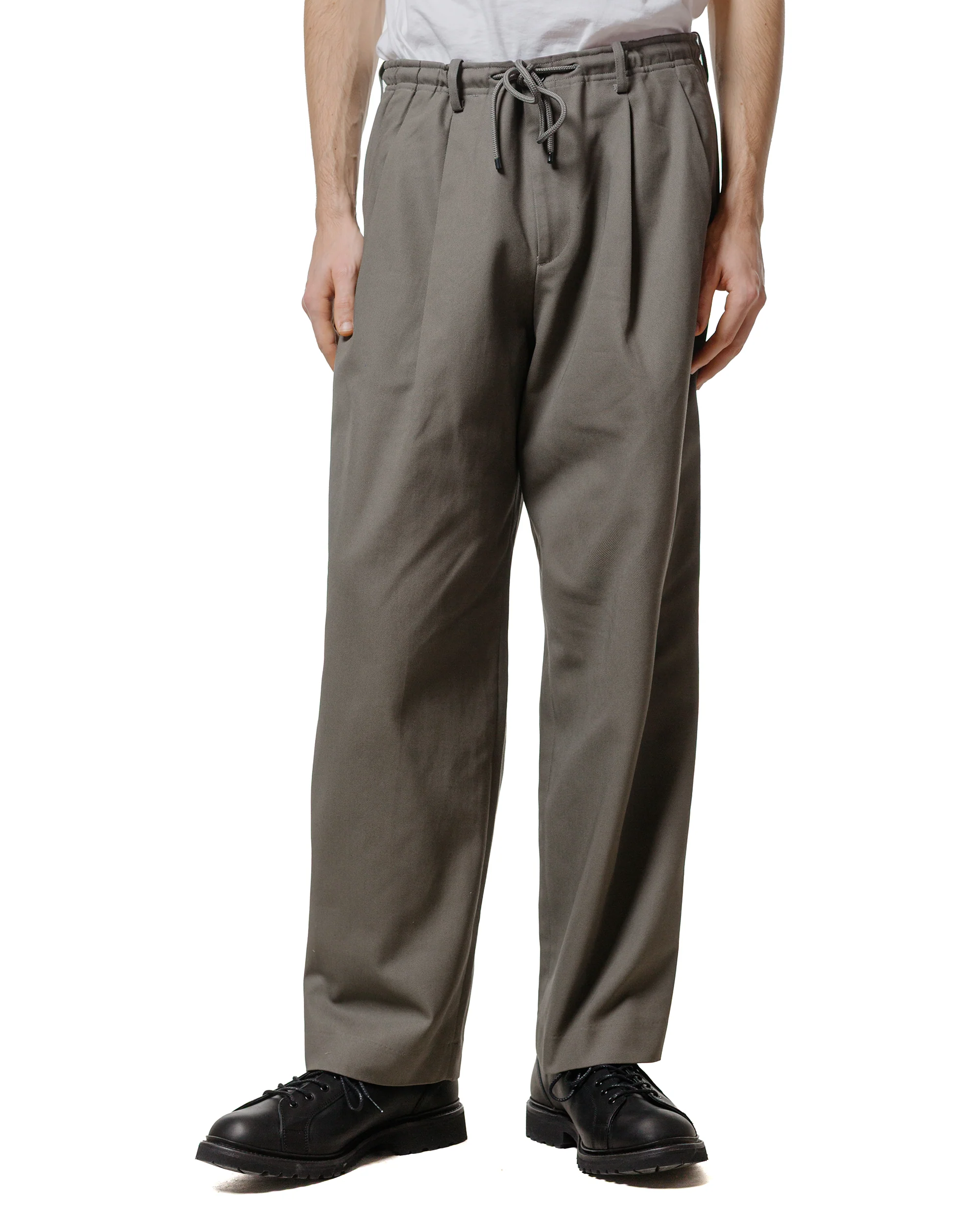 MARKAWARE Double Pleated Easy Trousers Organic Cotton Survival Cloth Gray - Image 2