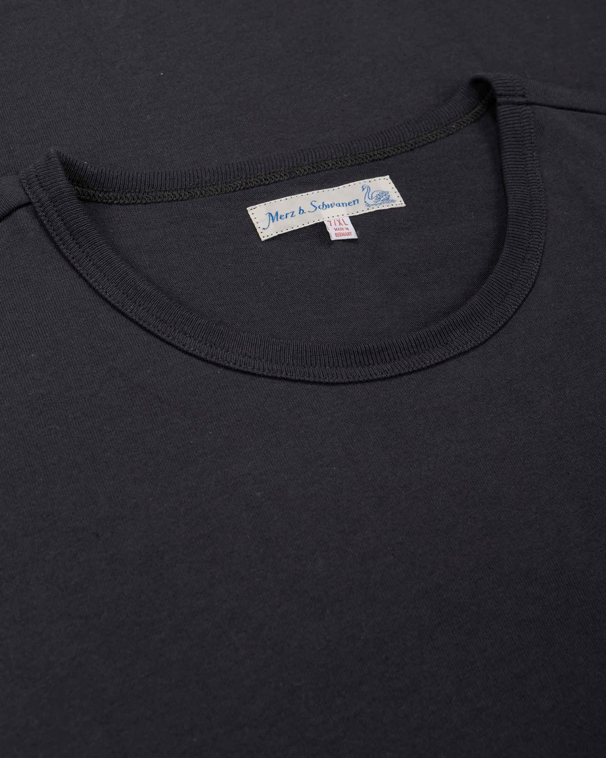 Merz B. Schwanen 2M15 Vintage Machine Refined T-Shirt Charcoal - Image 4
