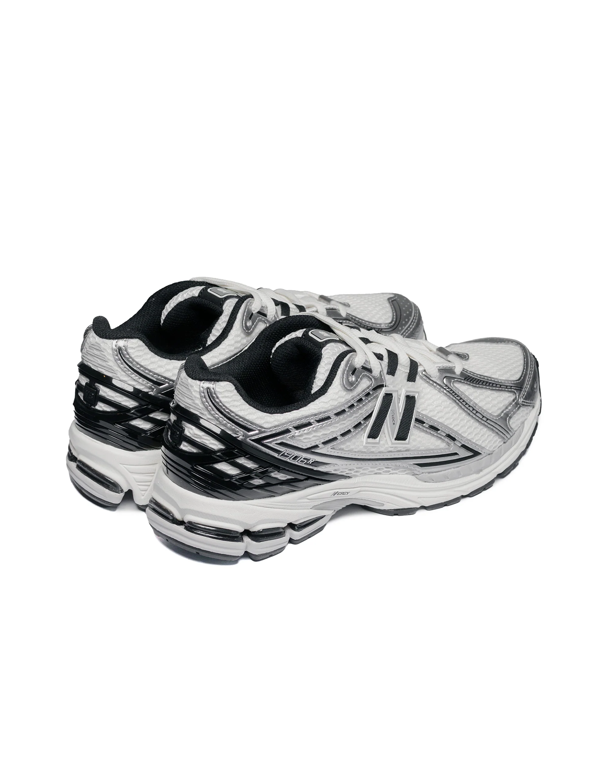 New Balance M1906RER Silver Metallic/Black/Sea Salt - Image 3