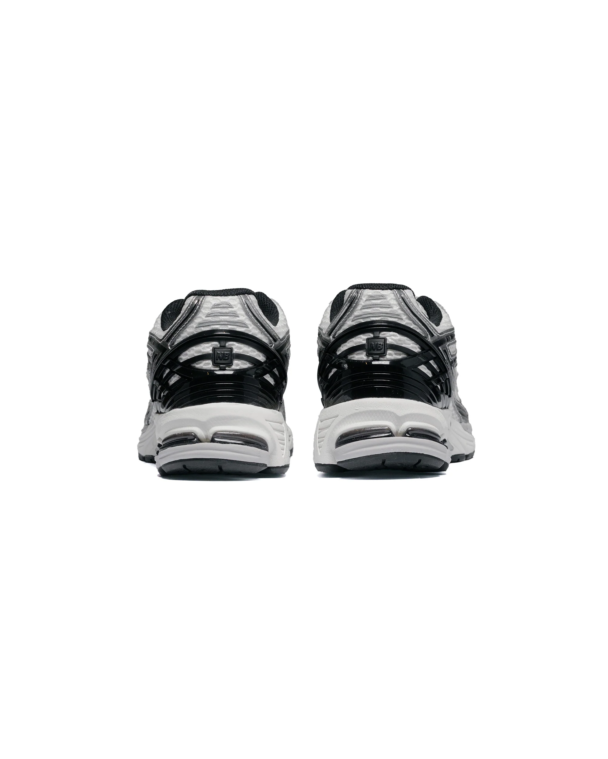 New Balance M1906RER Silver Metallic/Black/Sea Salt - Image 4