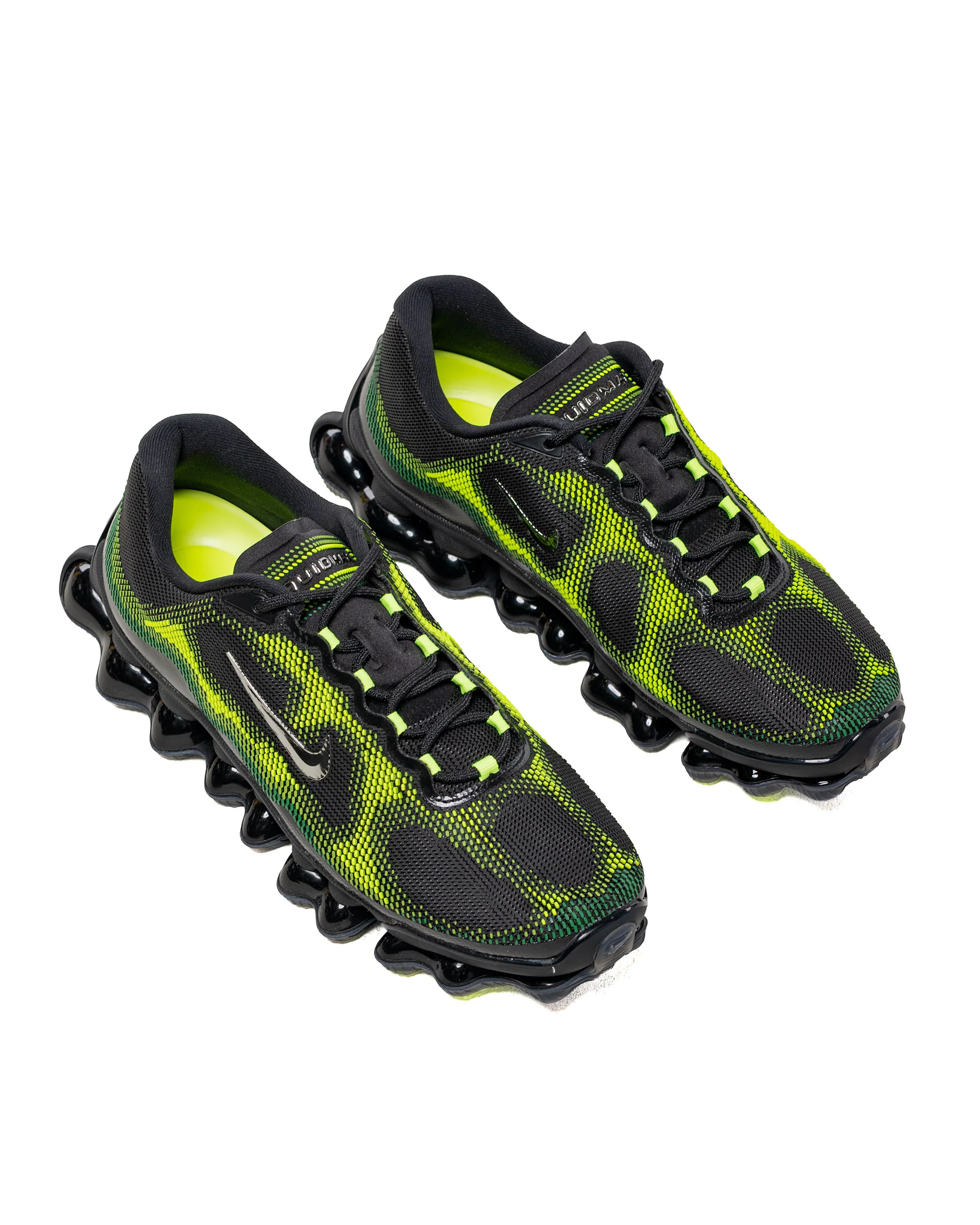 Nike Air Liquid Max Black/Chrome/Green Apple - Image 2