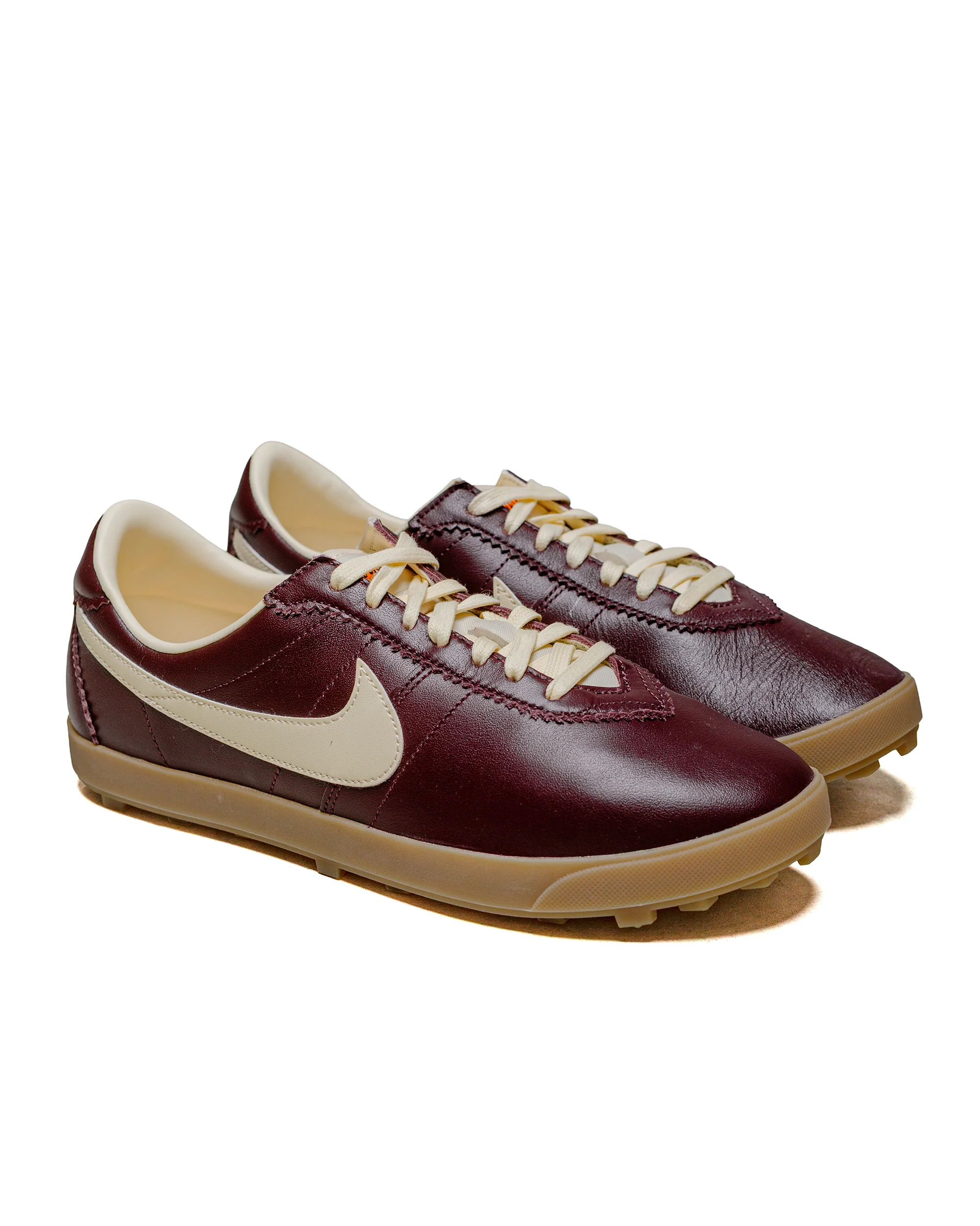 Nike Astrograbber QS Burgundy Crush/Black Muslin-Sail - Image 2