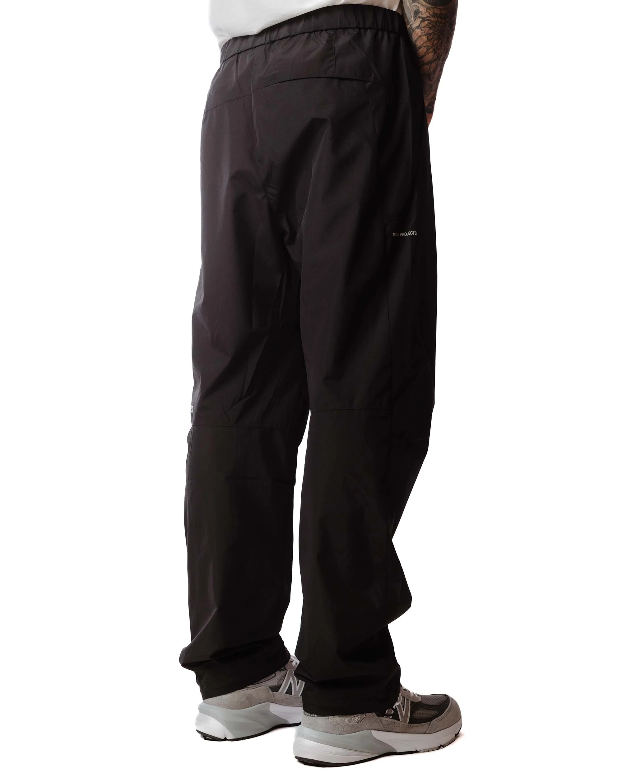 Norse Projects Alvar Gore-Tex Infinium Tech Trouser Black - Image 4