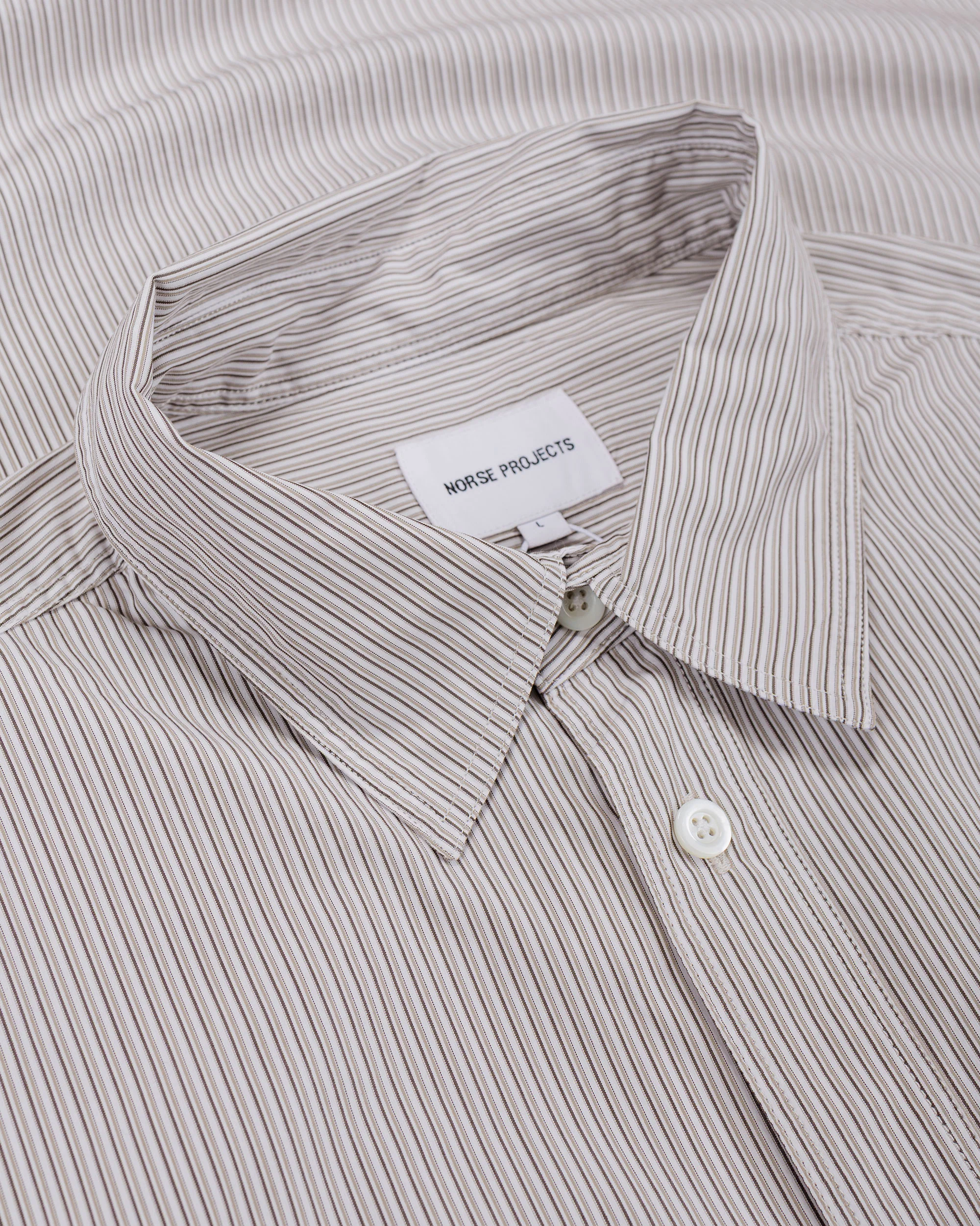 Norse Projects Espevik Fine Oversize Shirt Walnut - Image 5