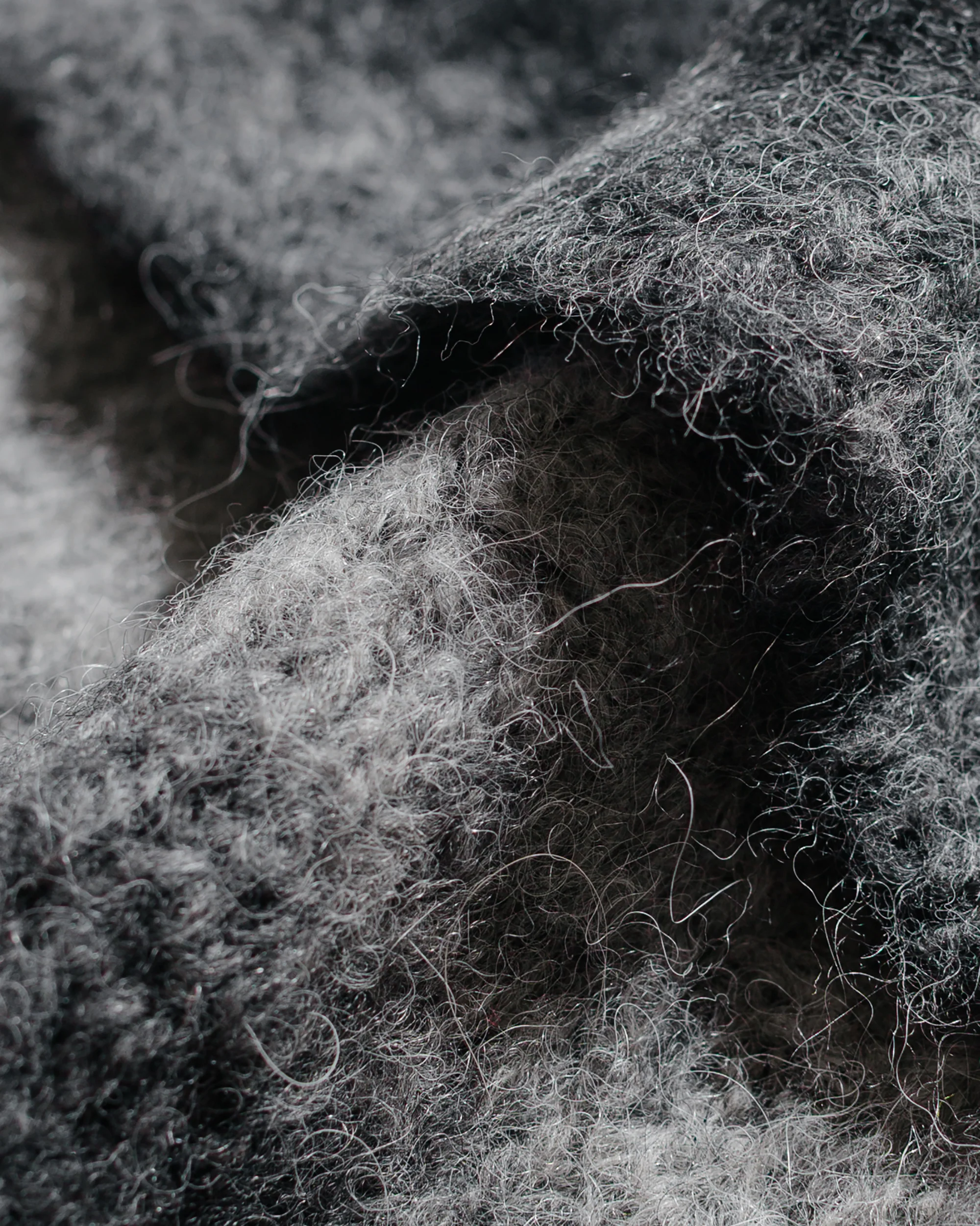 Norse Projects Gradient Alpaca Beanie Charcoal Melange - Image 2