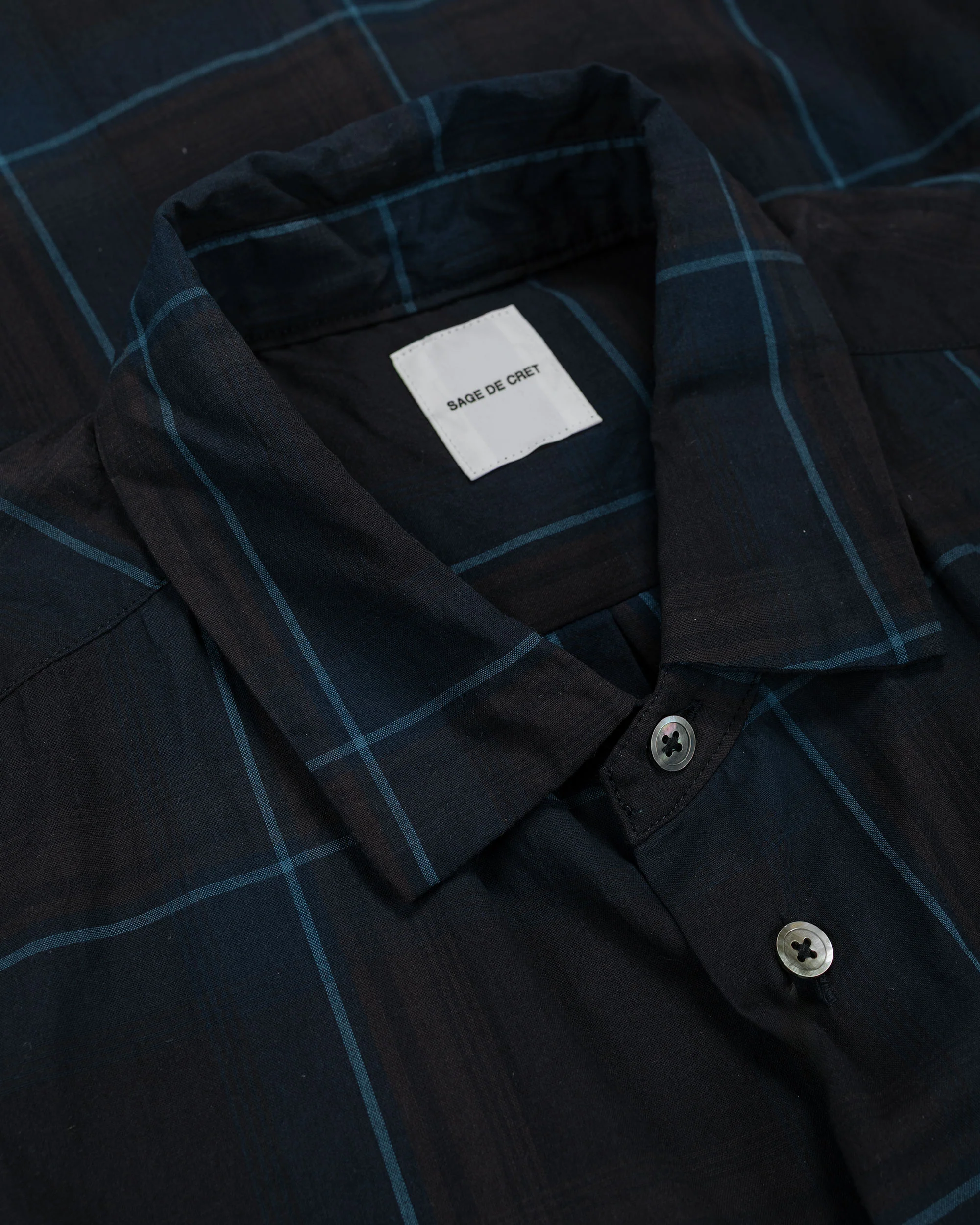 Sage de Cret Organic Cotton Madras Pigmnet CT Long Regular Collar Shirt Navy - Image 5