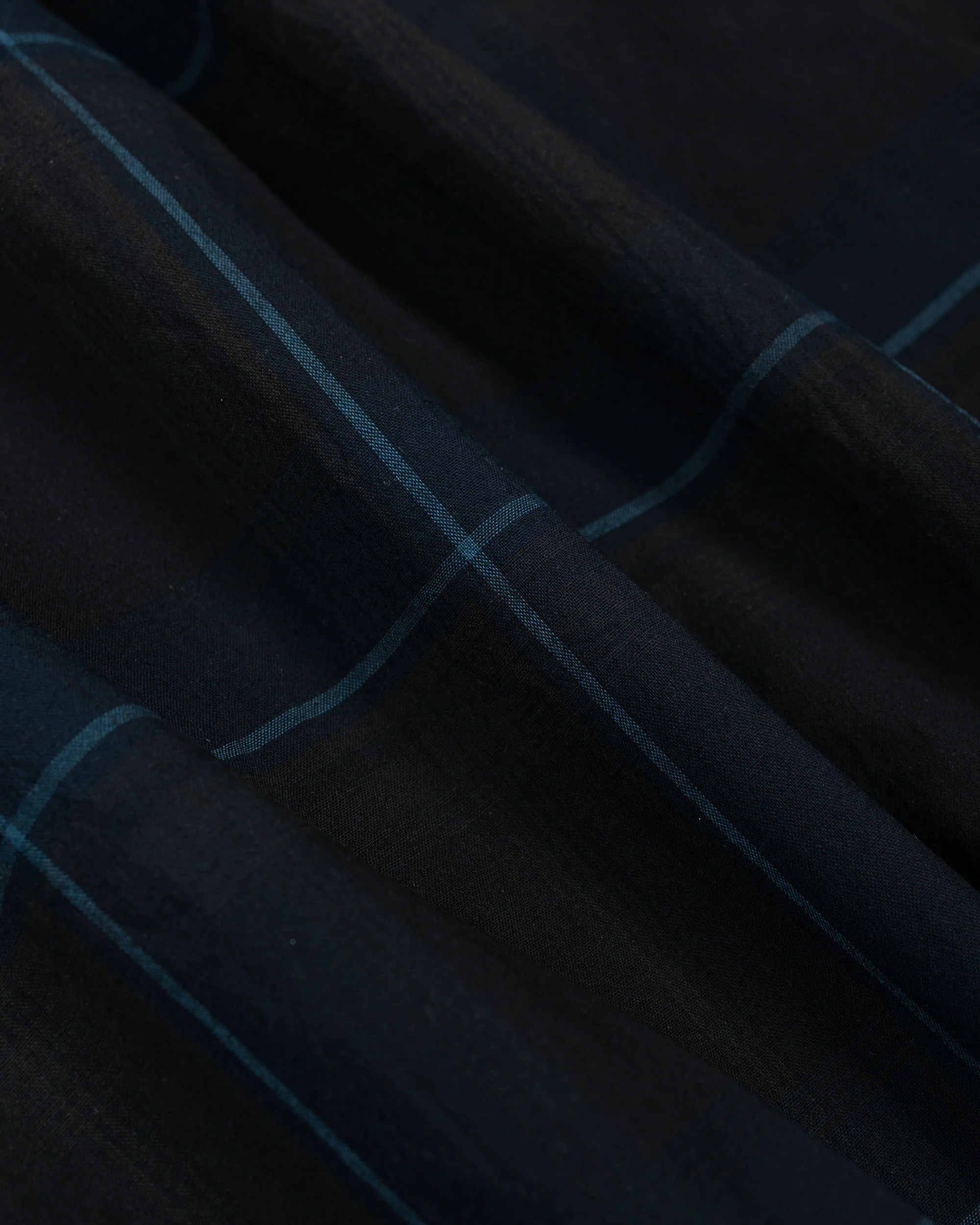 Sage de Cret Organic Cotton Madras Pigmnet CT Long Regular Collar Shirt Navy - Image 6