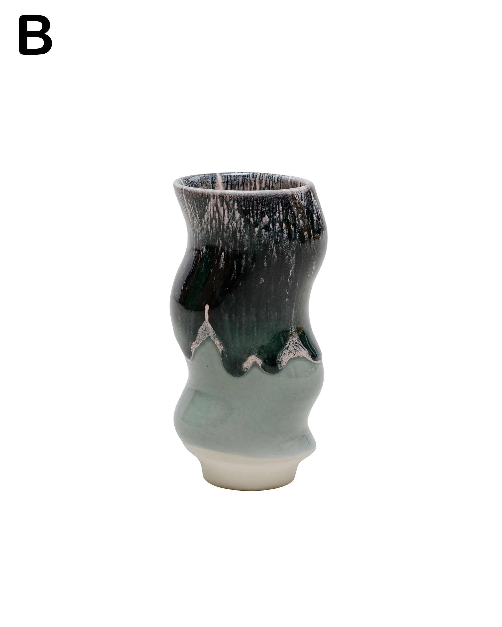 Studio Arhoj Hana Vase Small - Image 3