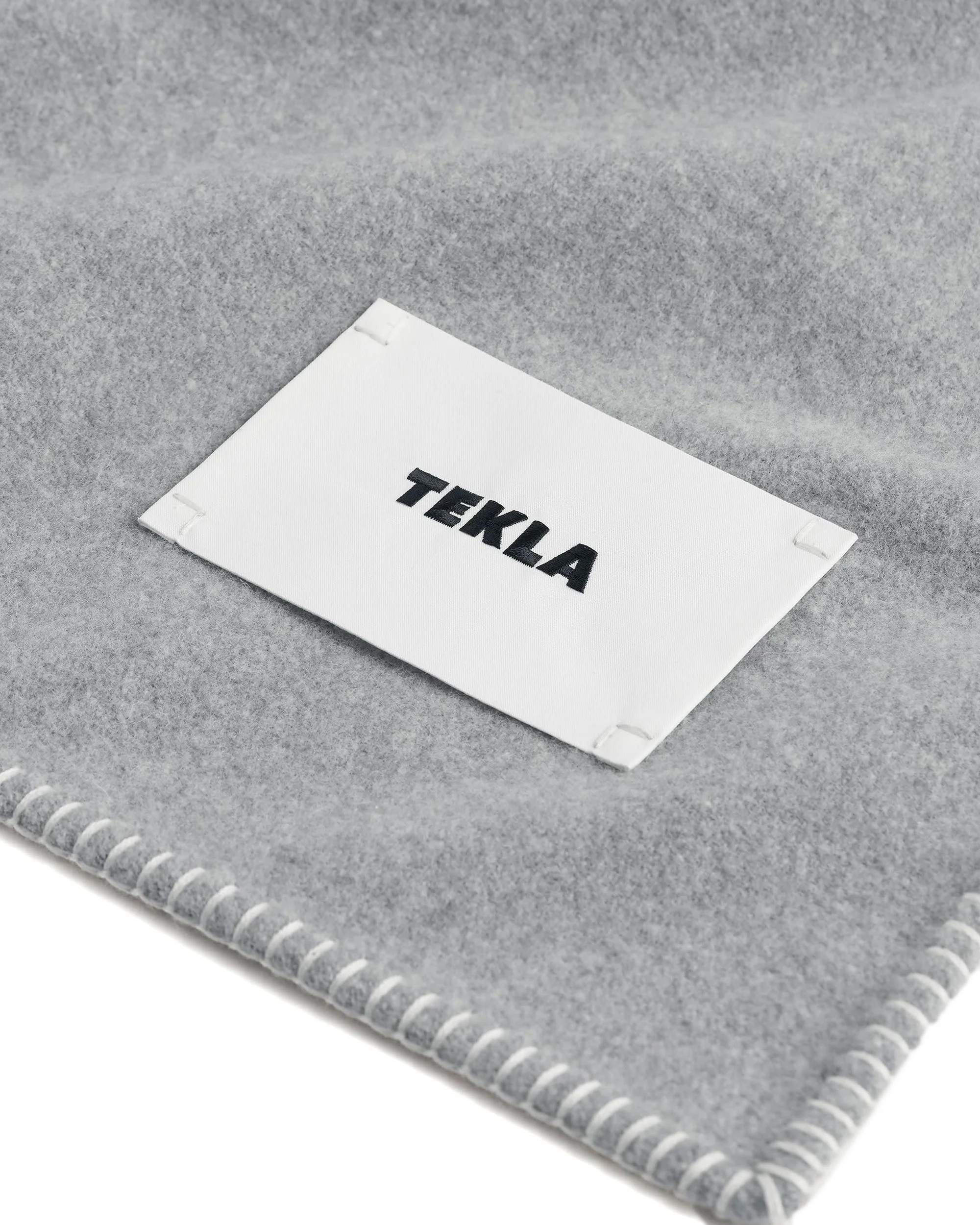 Tekla Lambswool Blanket Ash - Image 3