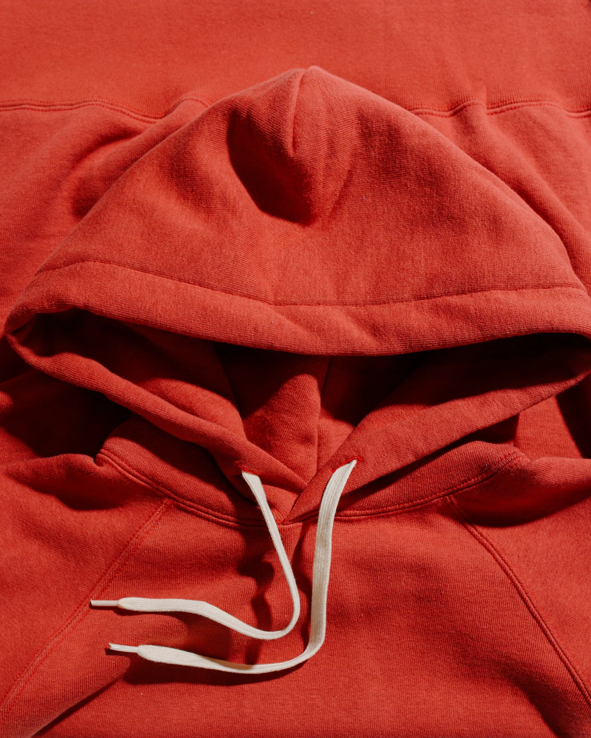 The Real McCoy’s MC24118 9 Oz. Loopwheel Raglan Hooded Sweatshirt Cherry - Image 5